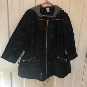 Cameo Windbreaker NWOT